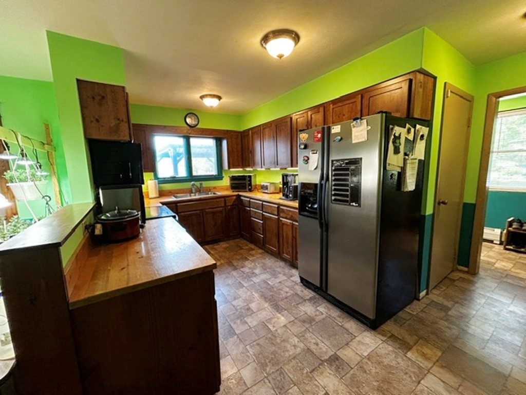 2160 Hillborn Road Erie, PA 16509 - Photo 7 of 17 Gallery Image 7
