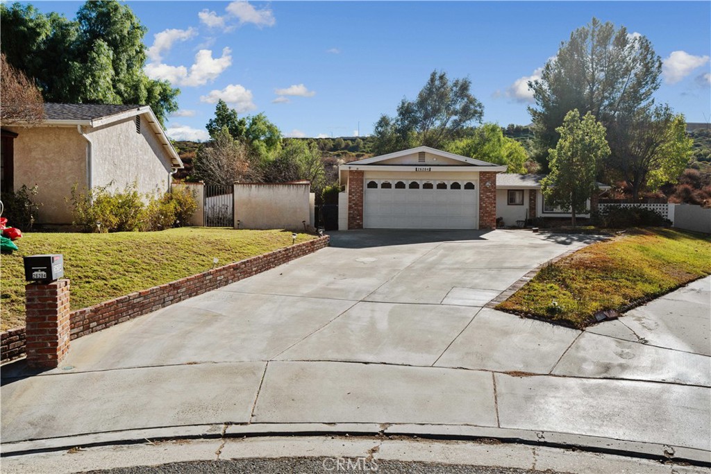 26204 Ridge Vale Drive Newhall, CA 91321 - Photo 1 of 1 Gallery Image 1