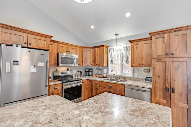 $429,900 | 14545 Grand Oaks Drive, Baxter, MN 56425