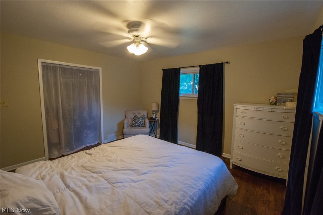 1147 Haverston Road Lyndhurst, OH 44124 - Photo 10 of 21