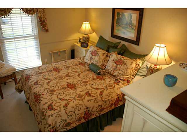 2296 Buckley Road Columbus, OH 43220 - Photo 5 of 15