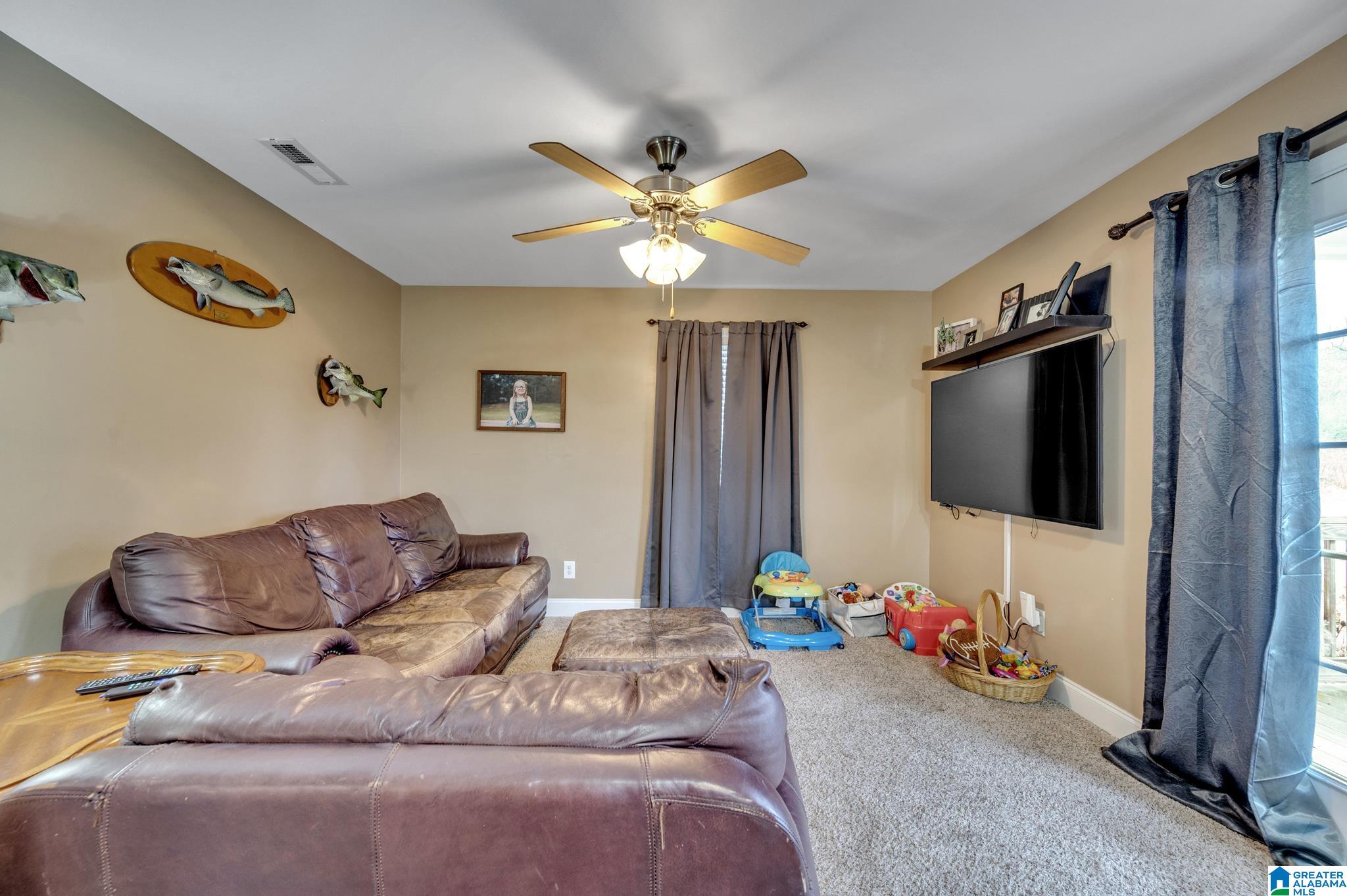 9685 Mitchell Road Warrior, AL 35180 - Photo 18 of 47