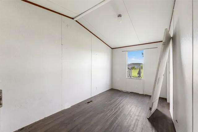 $199,990 | 277 Plum Street, Bastrop, TX 78602