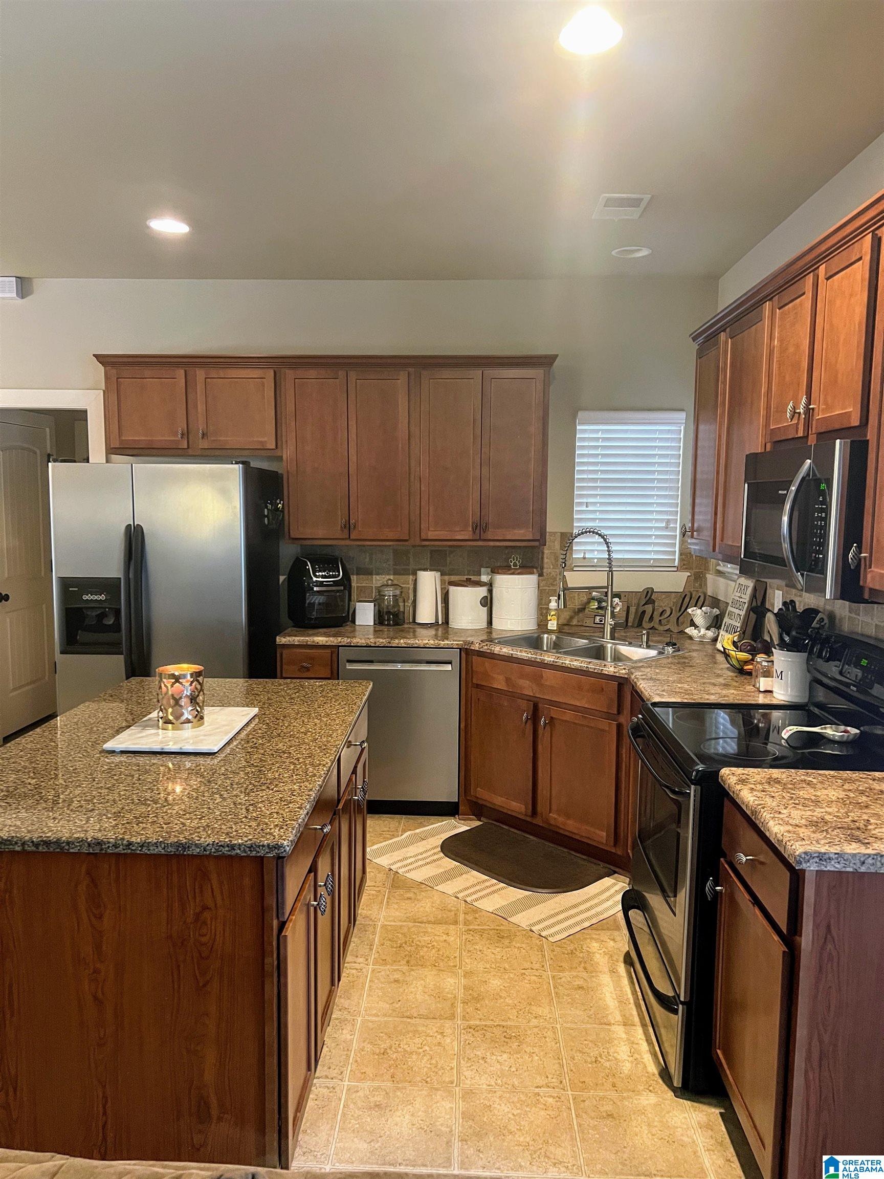 9149 Rookwood Place Warrior, AL 35180 - Photo 5 of 15