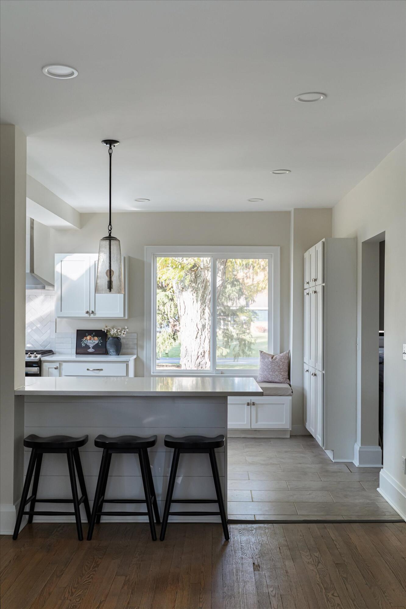 4391 Fruit Ridge Avenue Northwest Grand Rapids, MI 49544 - Photo 11 of 70 Kitchen