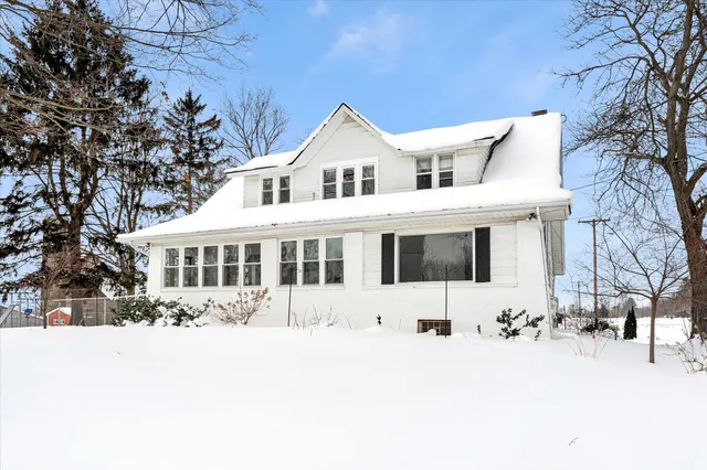 $510,000 | 4391 Fruit Ridge Avenue Northwest, Grand Rapids, MI 49544