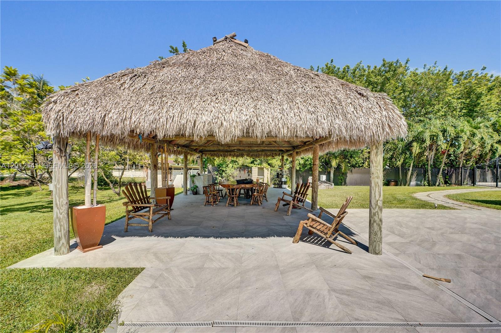 12401 Southwest 45th Street Miami, FL 33175 - Photo 61 of 79 Tiki Hut