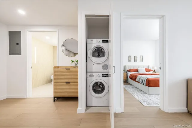 $934,300 | 33-71 Prince Street, Unit 9G | Flushing