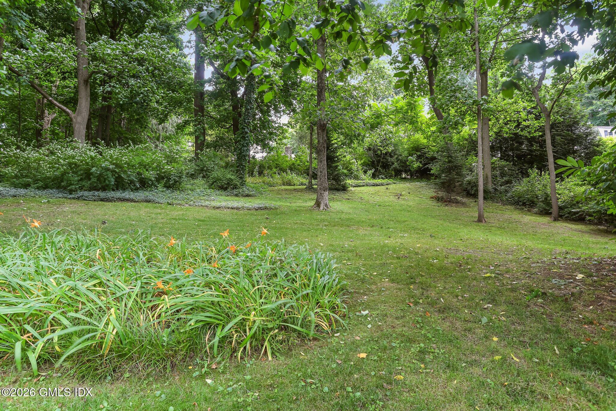 40 Ridgeview Avenue Greenwich, CT 06830 - Photo 11 of 15 58-web-or-mls-40-ridgeview-ave