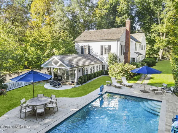 $4,950,000 | 40 Ridgeview Avenue, Greenwich, CT 06830