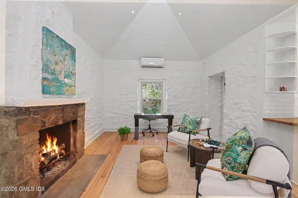 $4,950,000 | 40 Ridgeview Avenue, Greenwich, CT 06830