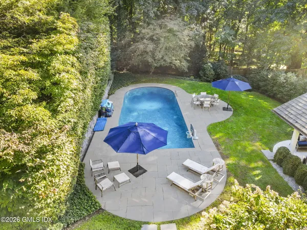 $4,950,000 | 40 Ridgeview Avenue, Greenwich, CT 06830