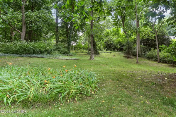 $4,950,000 | 40 Ridgeview Avenue, Greenwich, CT 06830