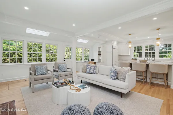 $4,950,000 | 40 Ridgeview Avenue, Greenwich, CT 06830
