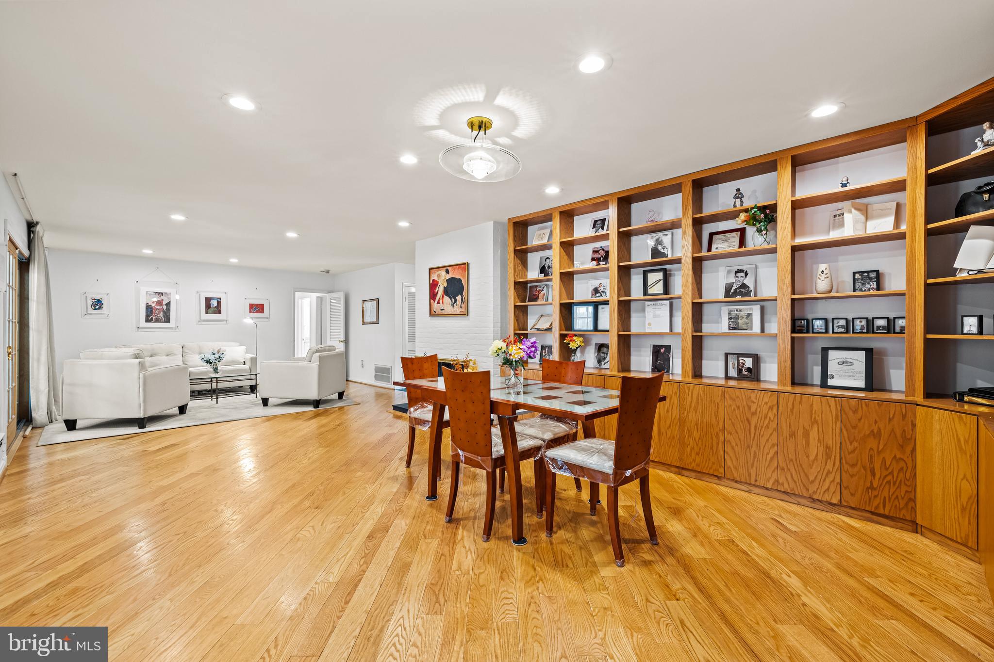 3418 Midfield Road Baltimore, MD 21208 - Photo 8 of 44 Gallery Image 8