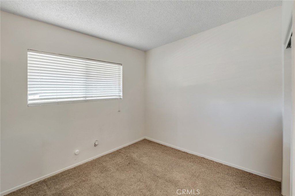 32720 Carnelian Road Lucerne Valley, CA 92356 - Photo 14 of 27