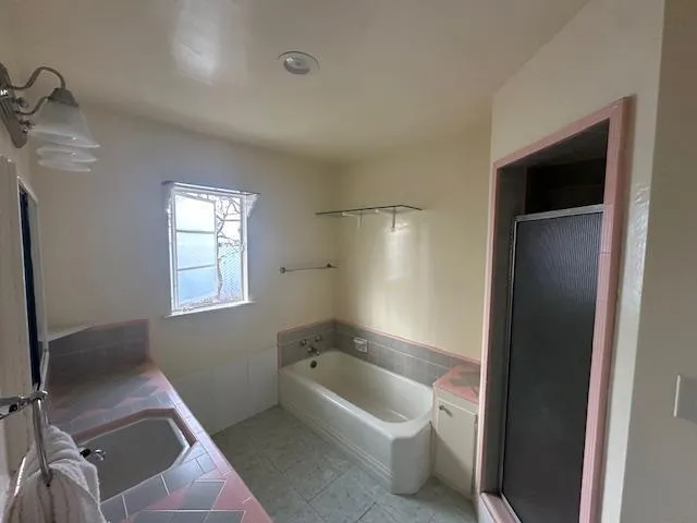 $475,000 | 4984 East Belmont Avenue, Fresno, CA 93727