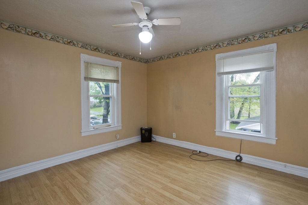 33 Lexington Street Springfield, MA 01107 - Photo 31 of 41 Gallery Image 31