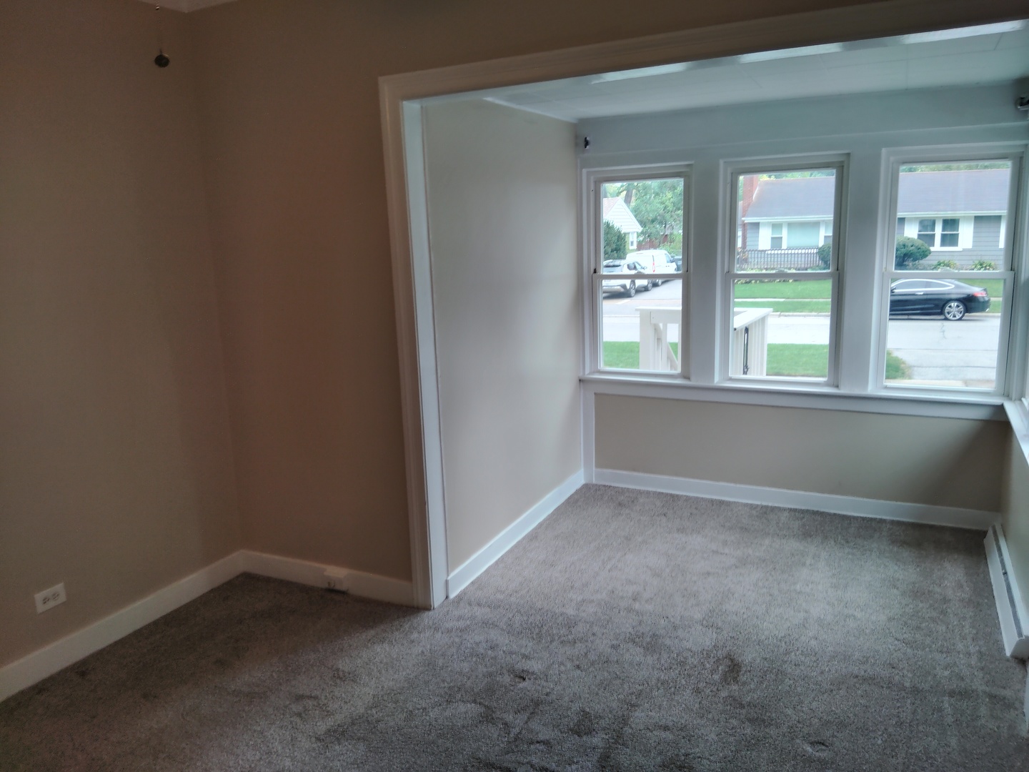 1406 Birch Road Homewood, IL 60430 - Photo 11 of 31 an empty room with a window