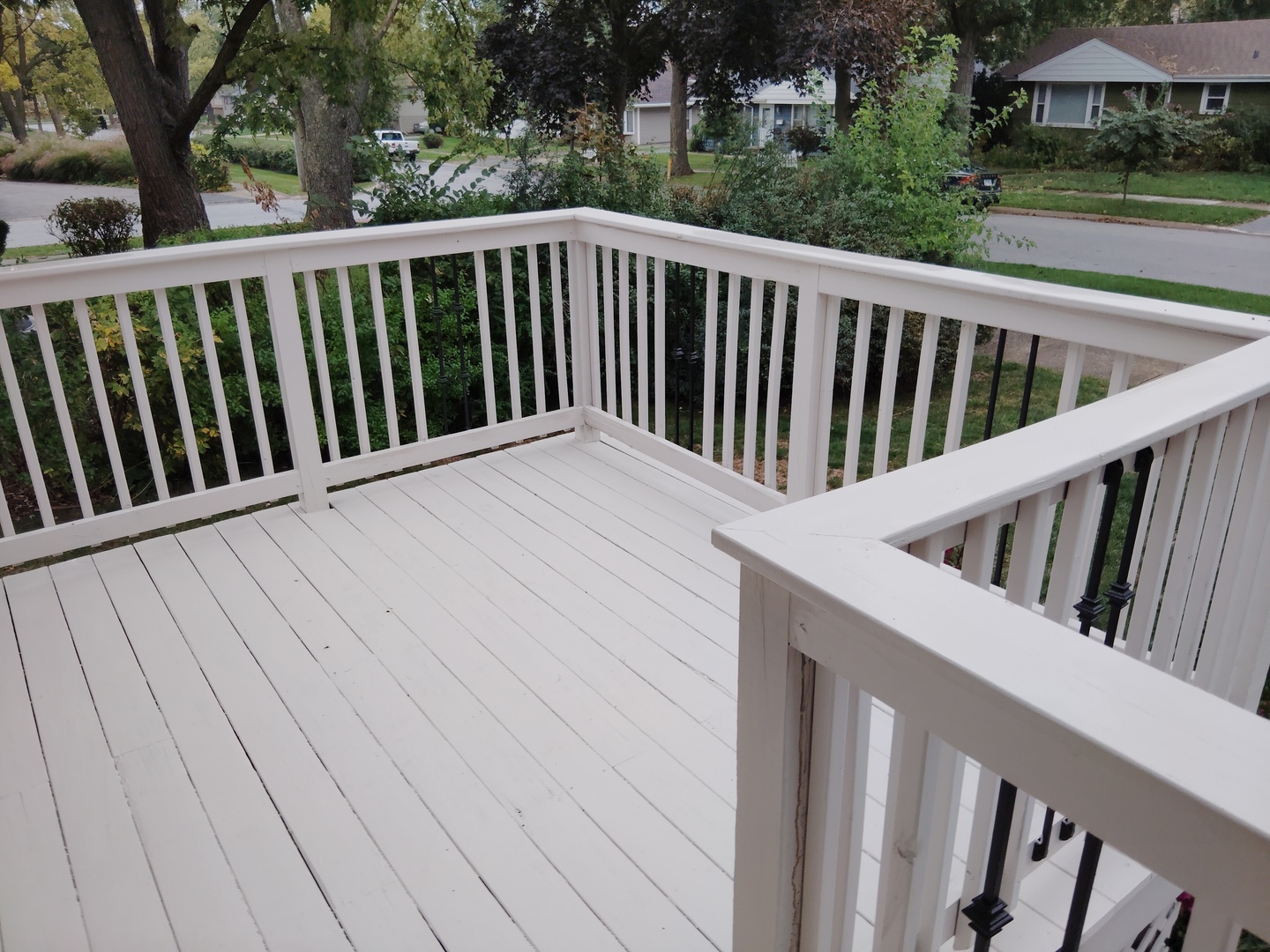 1406 Birch Road Homewood, IL 60430 - Photo 19 of 31 a view of a wooden deck