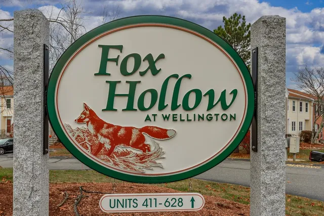 $325,000 | 534 Fox Hollow Way, Manchester, NH 03104