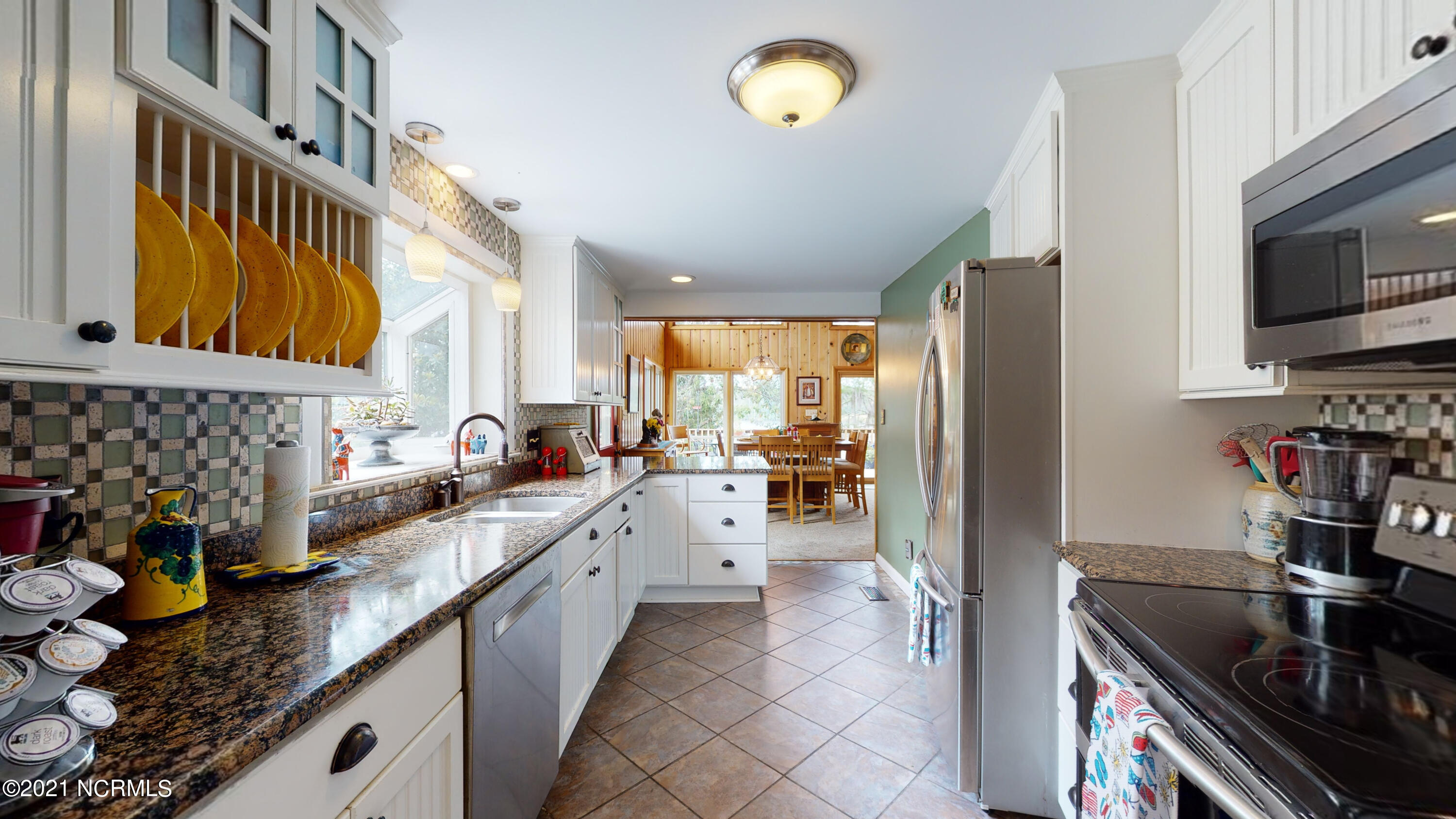 5408 Trade Winds Road New Bern, NC 28560 - Photo 15 of 41 5408 Trade Winds Road-Kitchen View 4