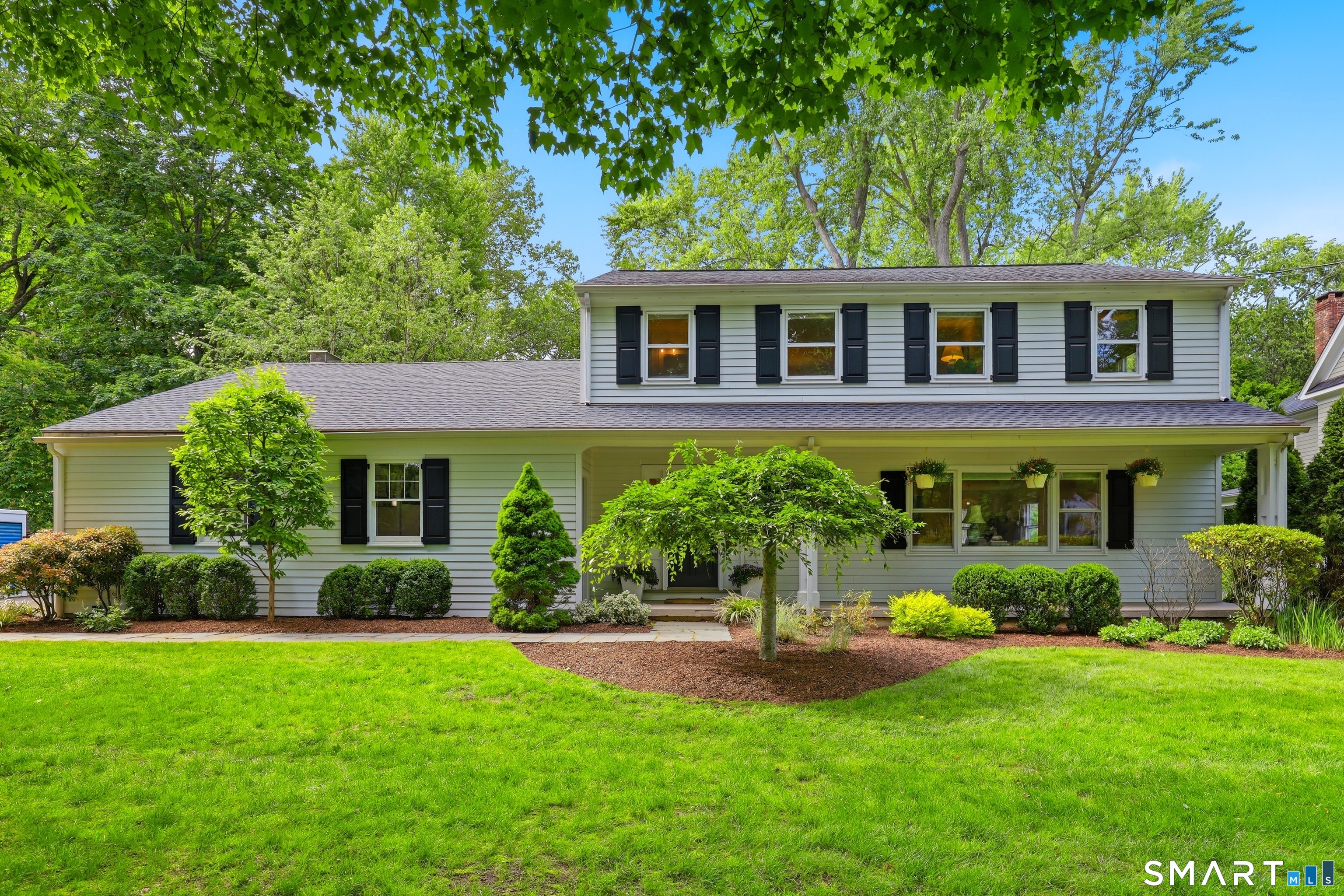 201 Middlesex Road Darien, CT 06820 - Photo 2 of 39