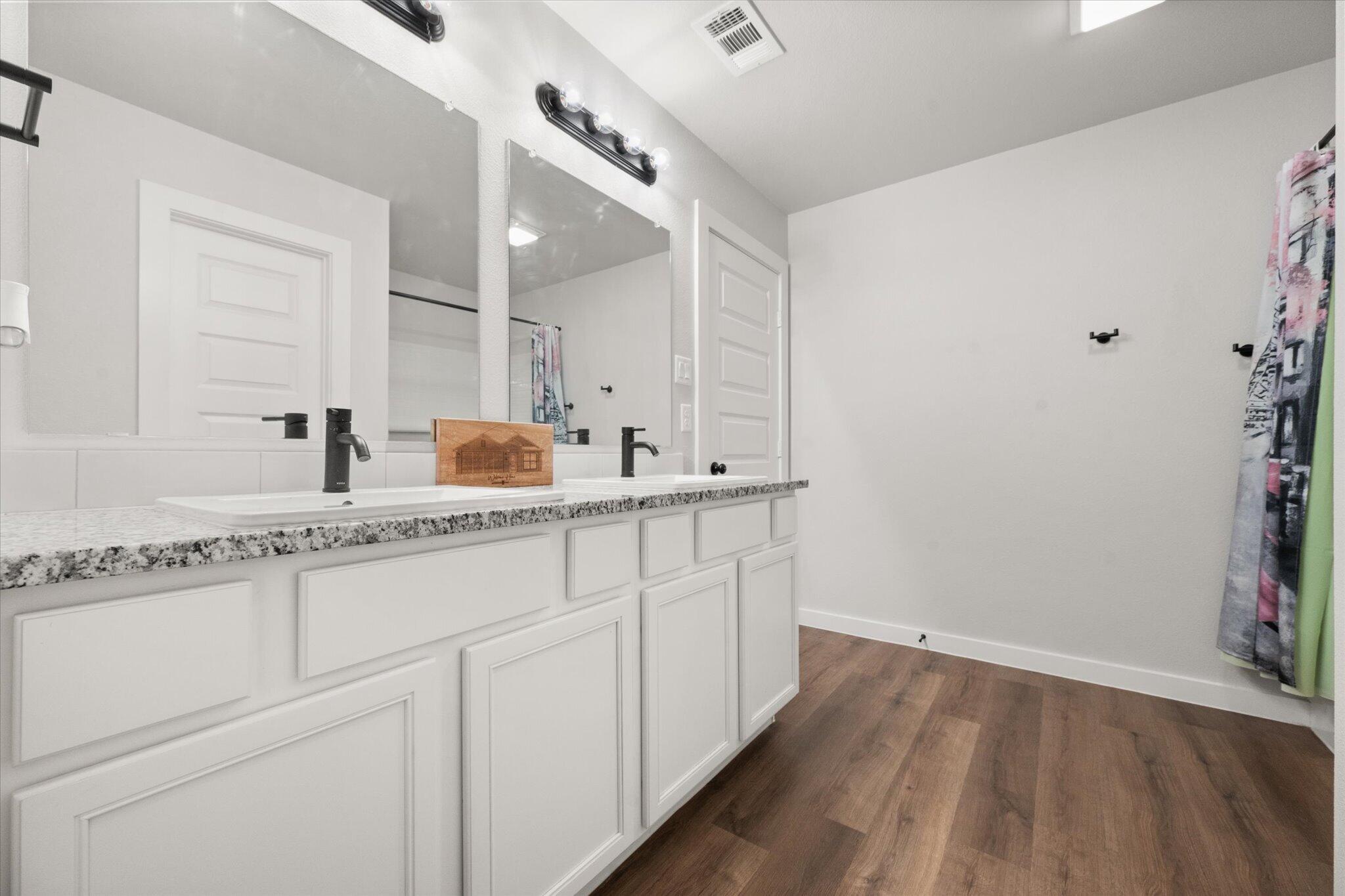 1702 144th Street Lubbock, TX 79423 - Photo 23 of 29 29-1702 144th_9473