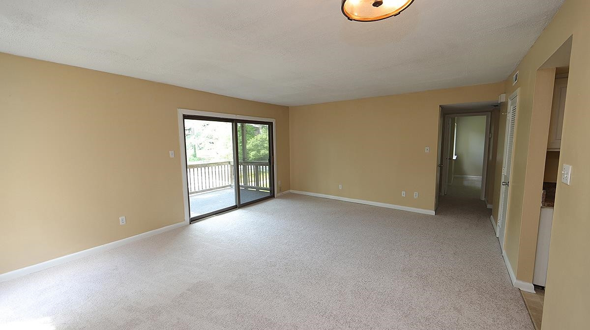 612 Pine Ridge Place, Unit 612 Raleigh, NC 27609 - Photo 5 of 12 Photo 5