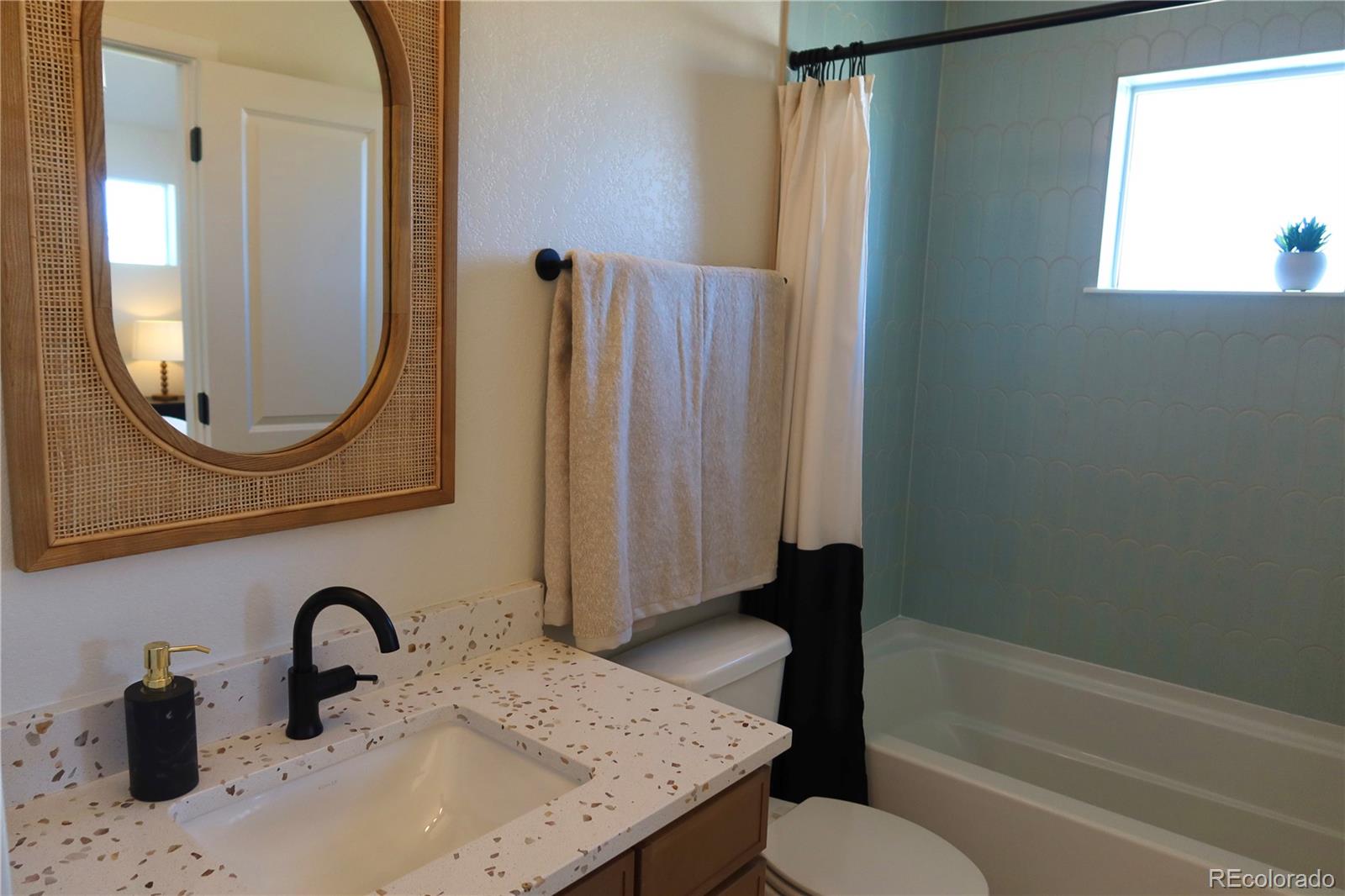 5198 Rob Way Arvada, CO 80002 - Photo 18 of 19 Gallery Image 18