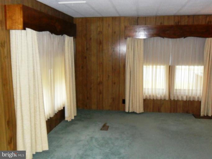 288 Rips Drive Lothian, MD 20711 - Photo 11 of 19 Living Room 1