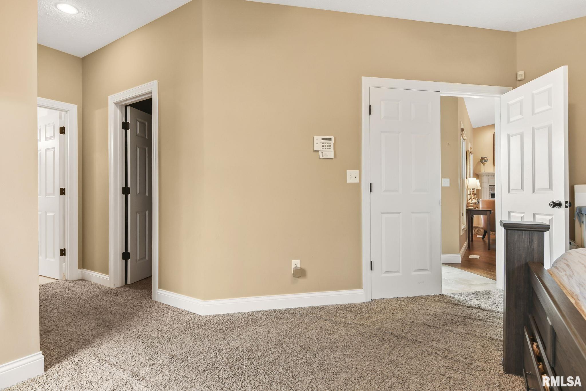 4700 Longfellow Drive Springfield, IL 62711 - Photo 17 of 33