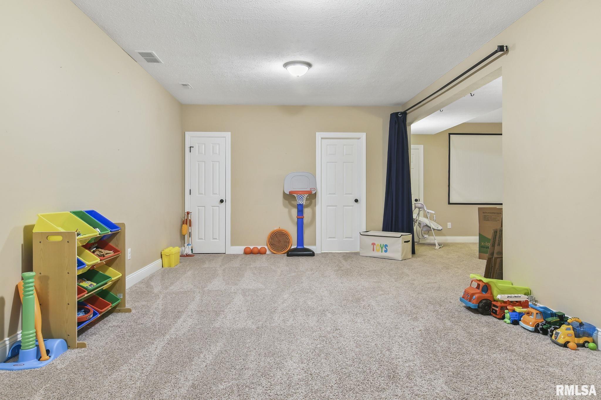 4700 Longfellow Drive Springfield, IL 62711 - Photo 27 of 33