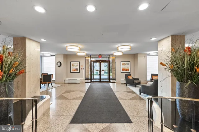 $169,999 | 1111 University Boulevard West, Unit 313A, Silver Spring, MD 20902