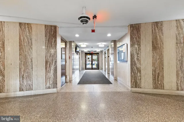 $169,999 | 1111 University Boulevard West, Unit 313A, Silver Spring, MD 20902