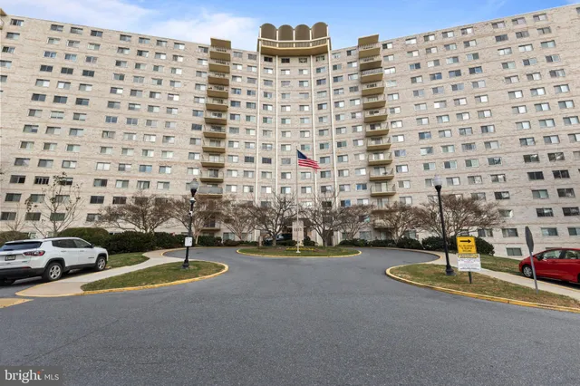 $169,999 | 1111 University Boulevard West, Unit 313A, Silver Spring, MD 20902