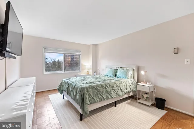 $169,999 | 1111 University Boulevard West, Unit 313A, Silver Spring, MD 20902