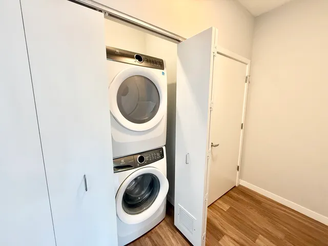 $3,250 | 1900 West Lawrence Avenue, Unit 212, Chicago, IL 60640