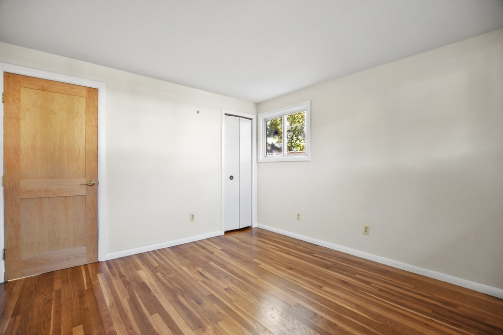 71 Ravenswood Road Waltham, MA 02453 - Photo 24 of 42 Gallery Image 24