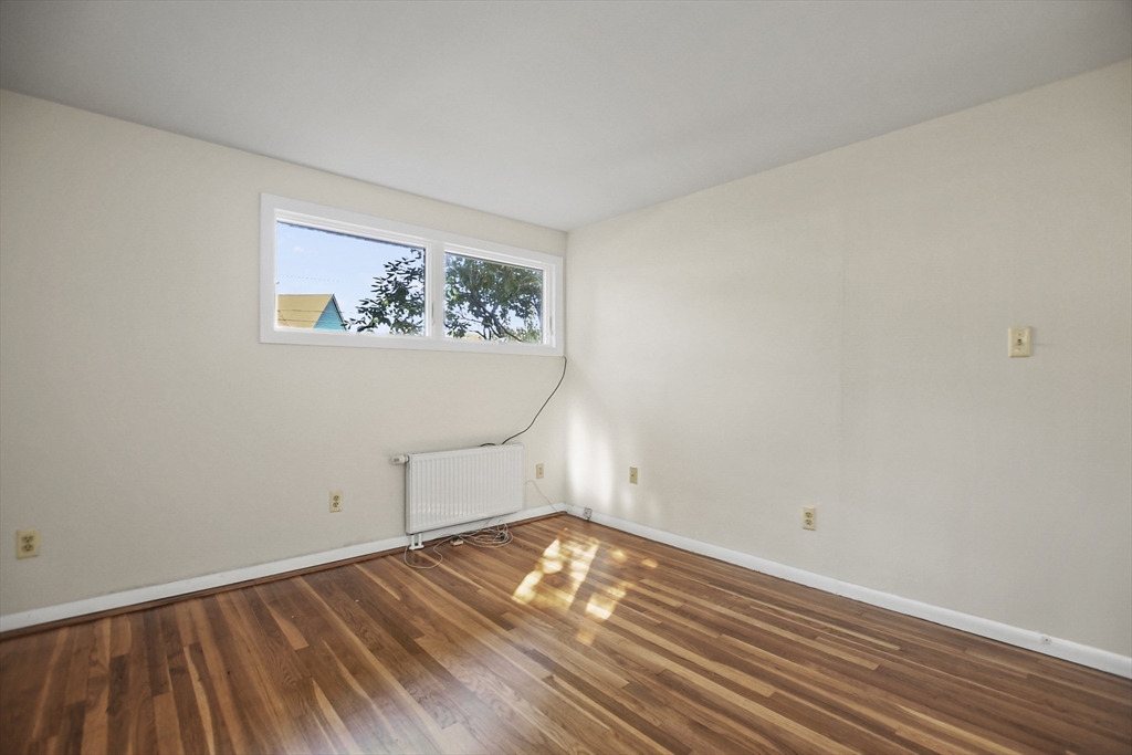 71 Ravenswood Road Waltham, MA 02453 - Photo 25 of 42 Gallery Image 25