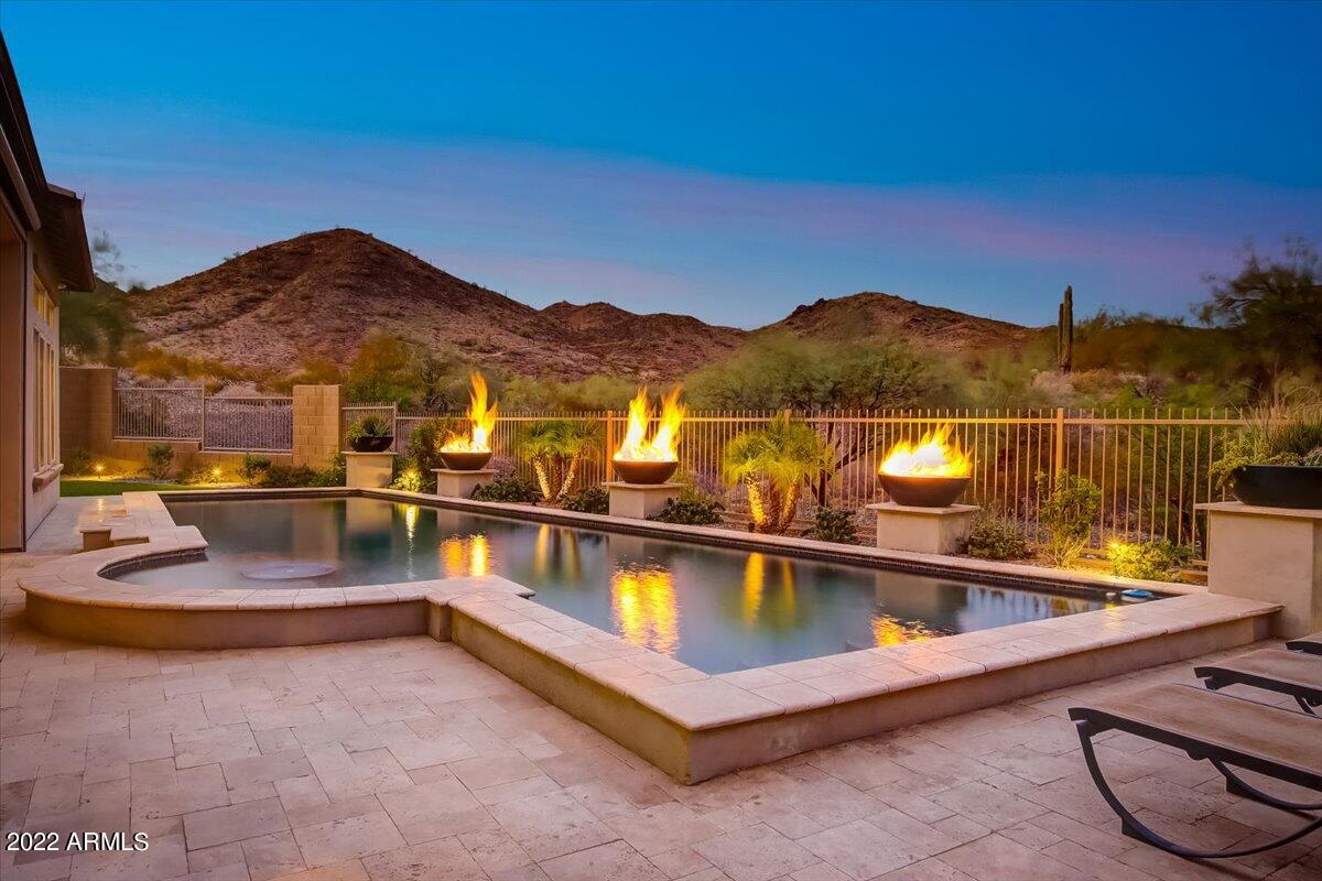1803 West Red Fox Road Phoenix, AZ 85085 - Photo 1 of 60 086-W Red Fox Rd-086