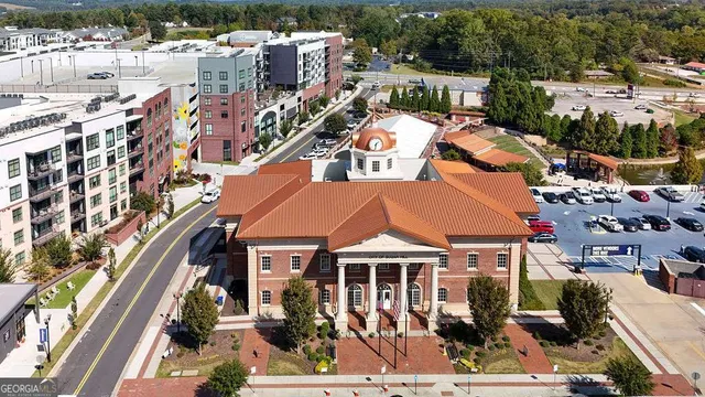 $695,000 | 343 Sugarview Road, Sugar Hill, GA 30518