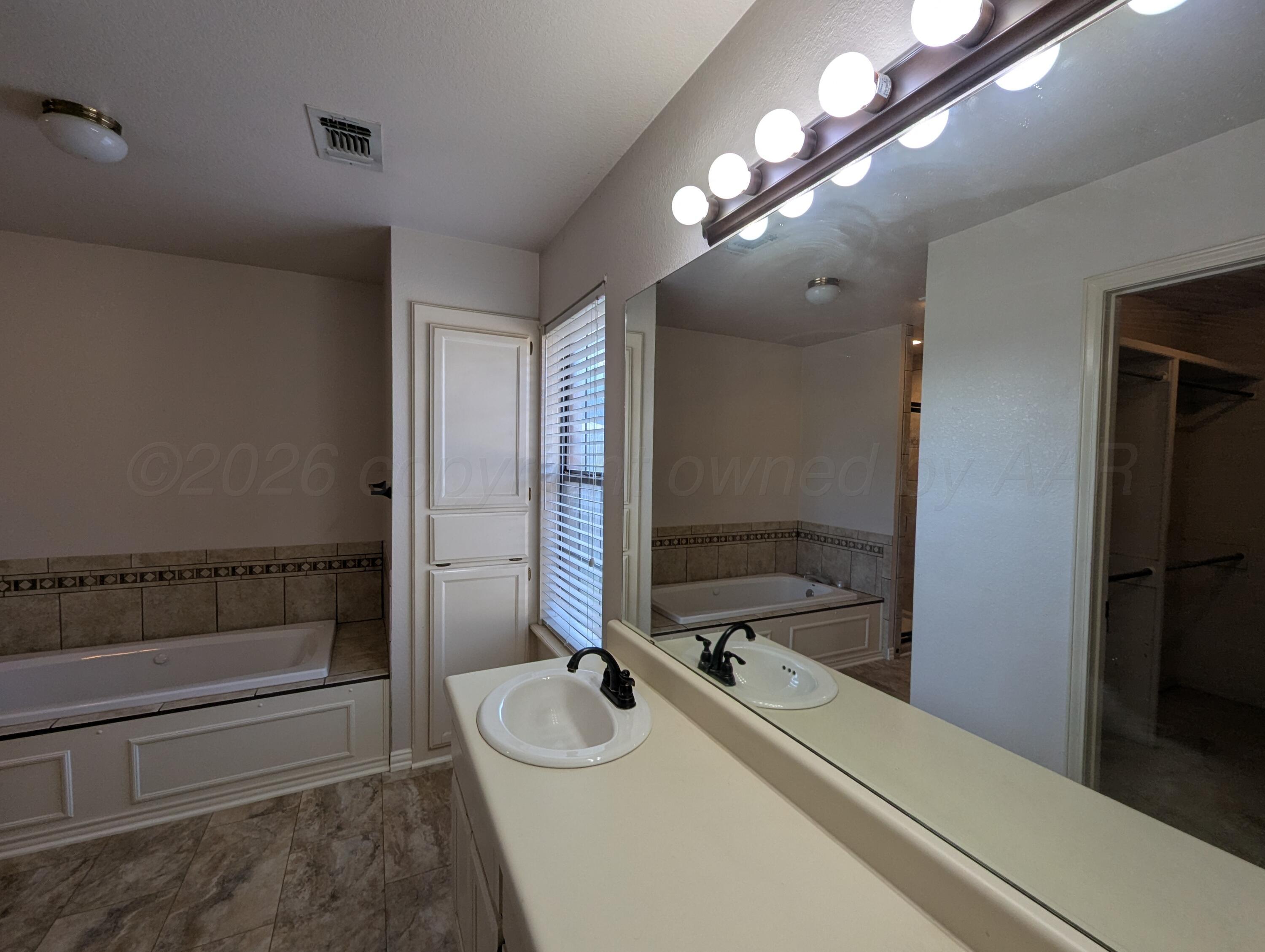 1101 Springfield Avenue Friona, TX 79035 - Photo 13 of 18 PXL_20260628_224959403