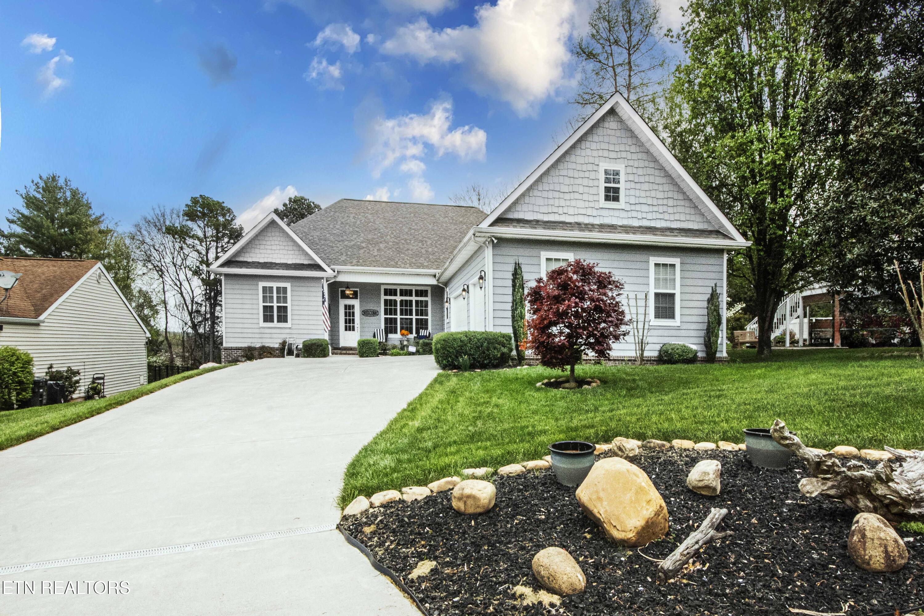 113 Inola Place Loudon, TN 37774 - Photo 1 of 42 Front Exterior