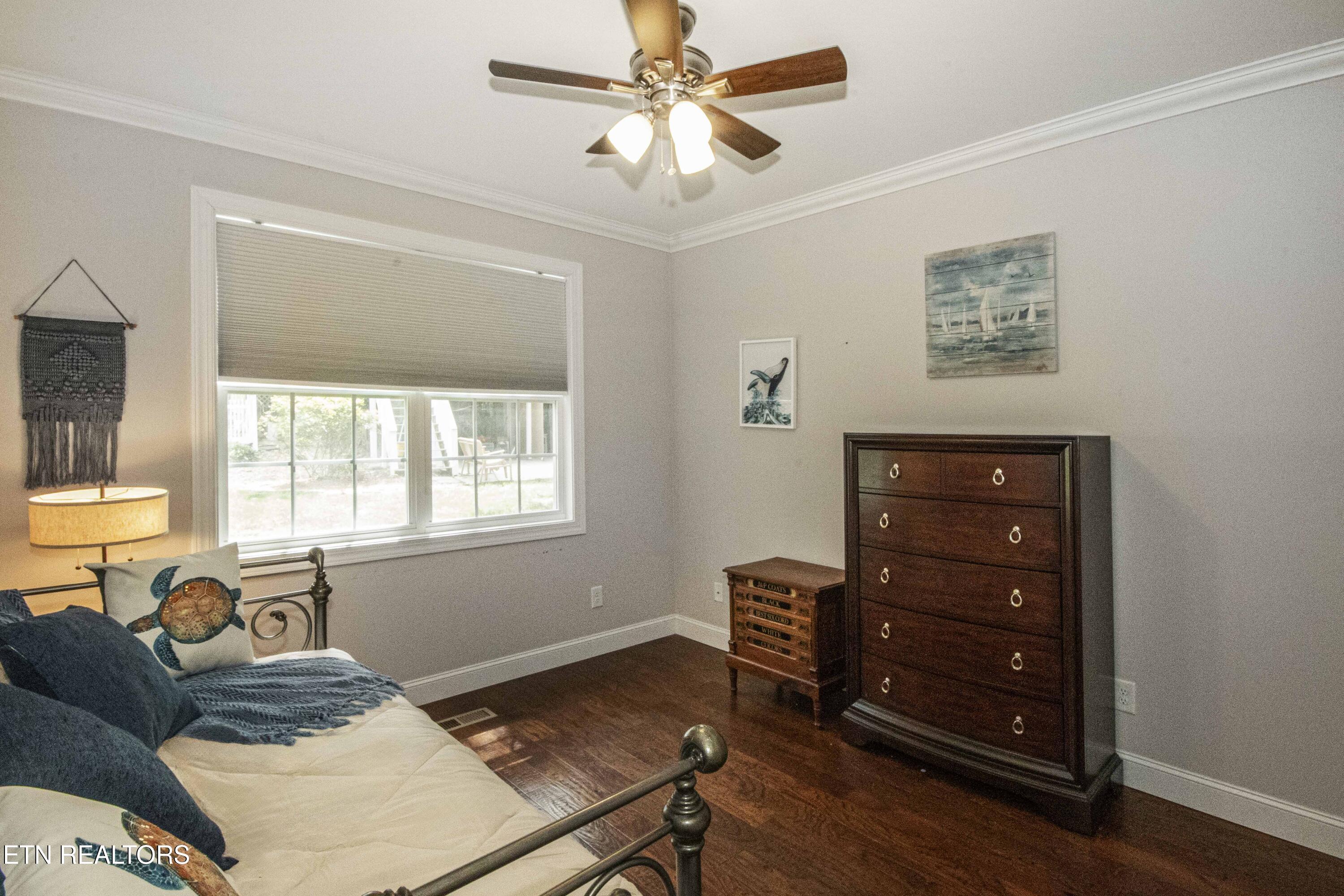 113 Inola Place Loudon, TN 37774 - Photo 35 of 42 Guest Bedroom 1