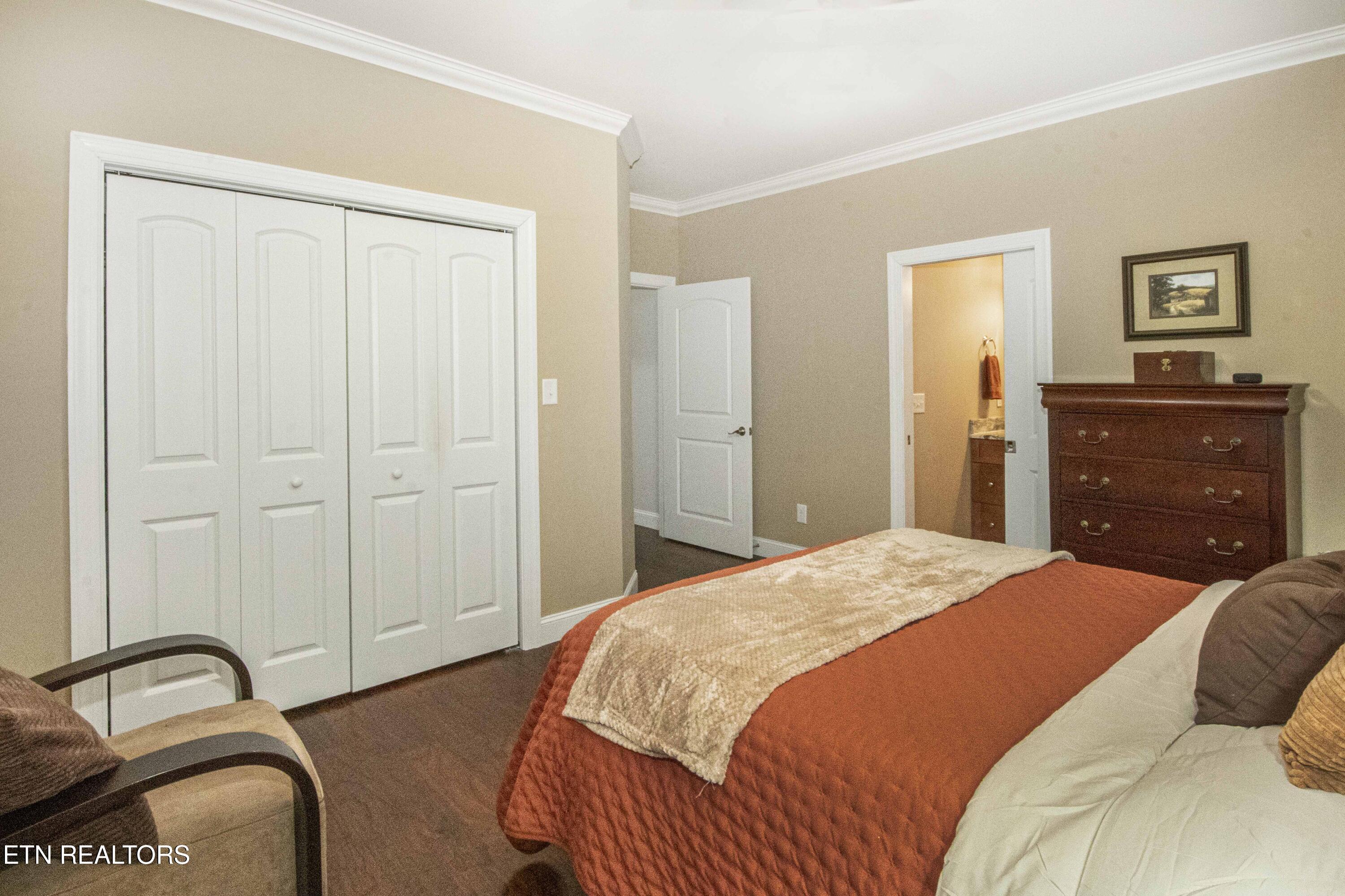 113 Inola Place Loudon, TN 37774 - Photo 39 of 42 Guest Bedroom 2