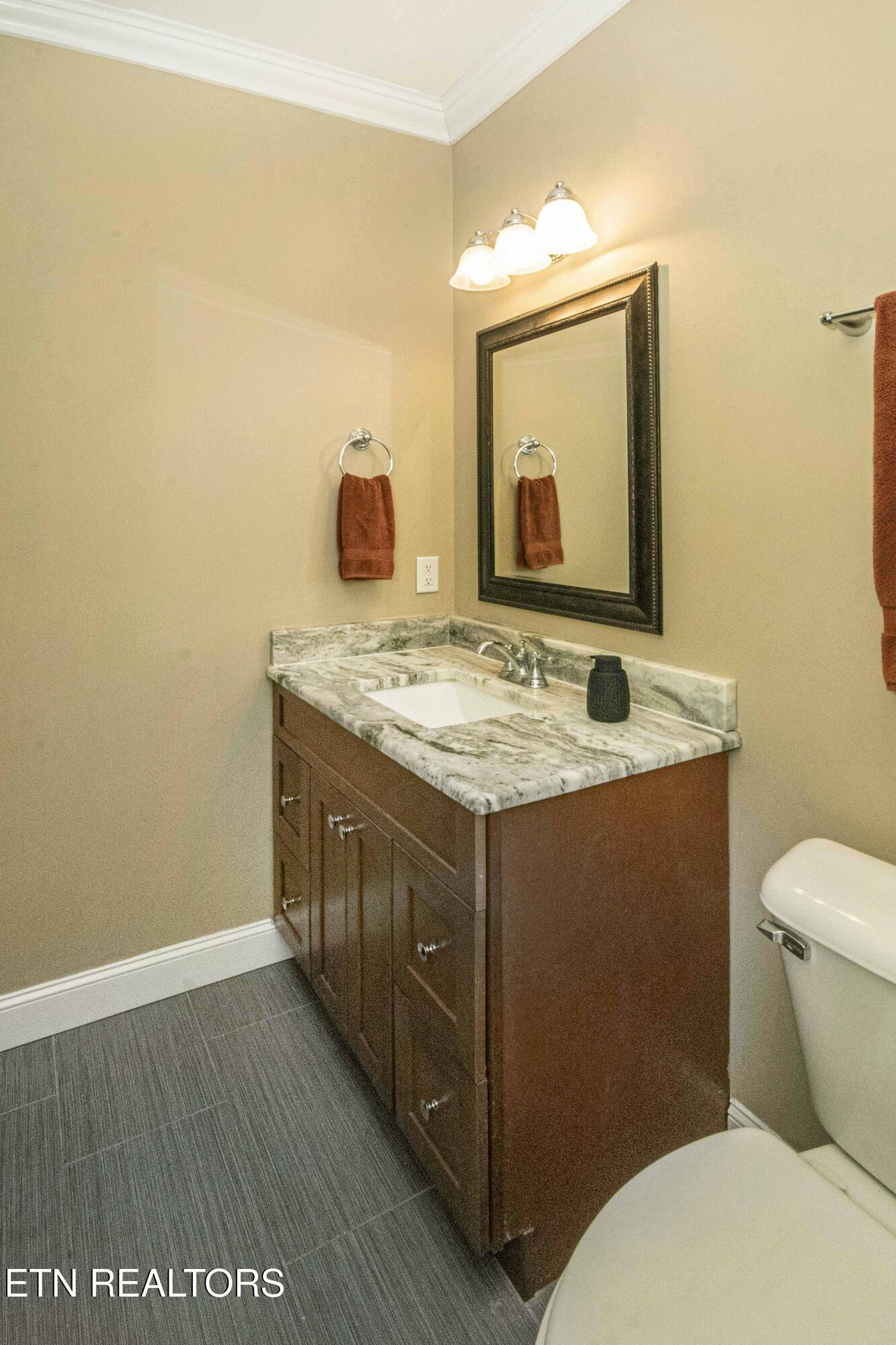 113 Inola Place Loudon, TN 37774 - Photo 41 of 42 Guest Bedroom 2 Bathroom