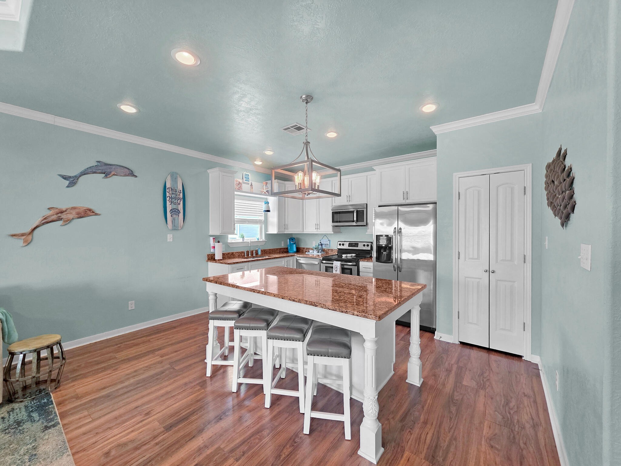 979 Palm Ridge Drive Crystal Beach, TX 77650 - Photo 16 of 43