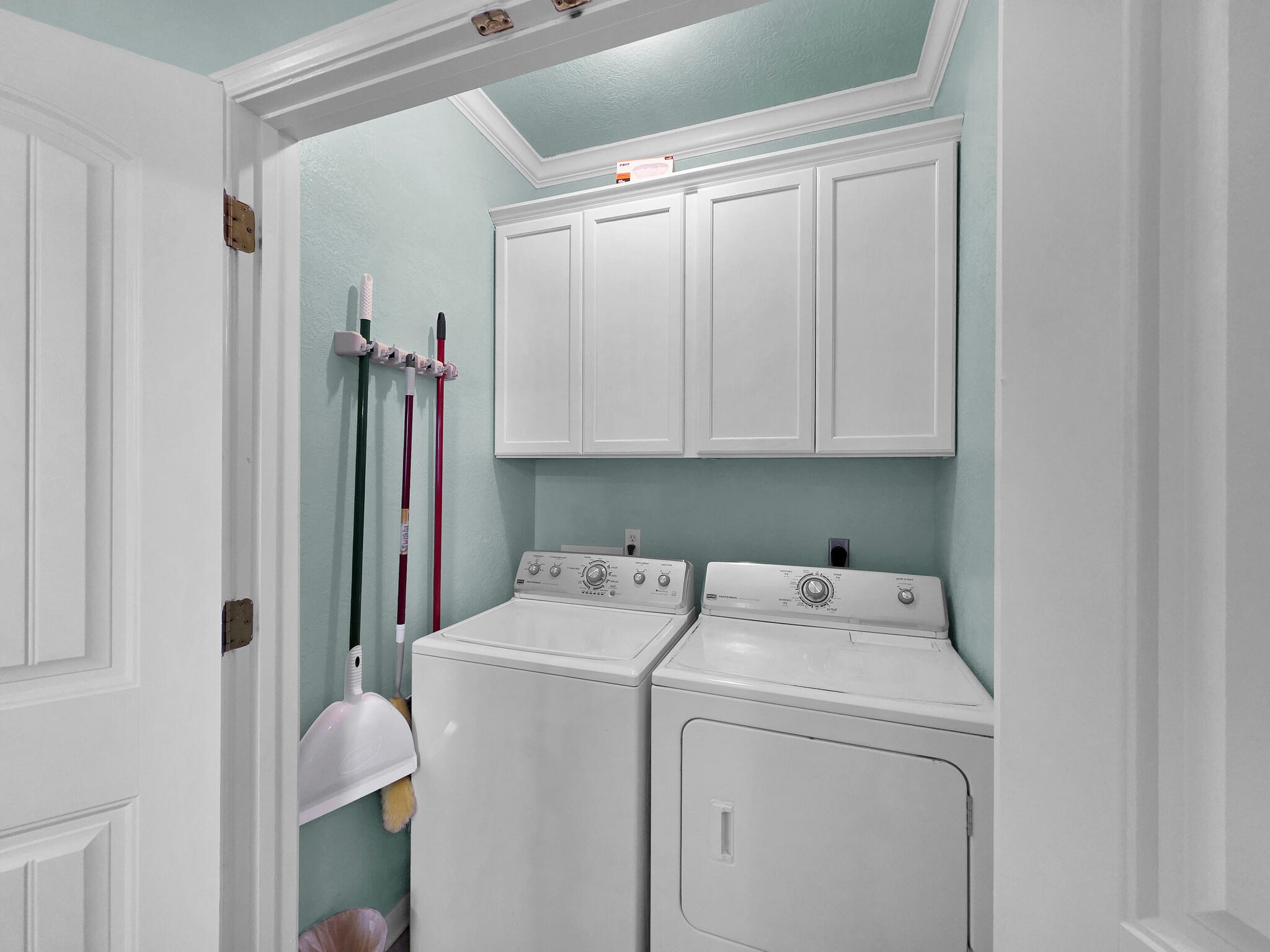 979 Palm Ridge Drive Crystal Beach, TX 77650 - Photo 27 of 43