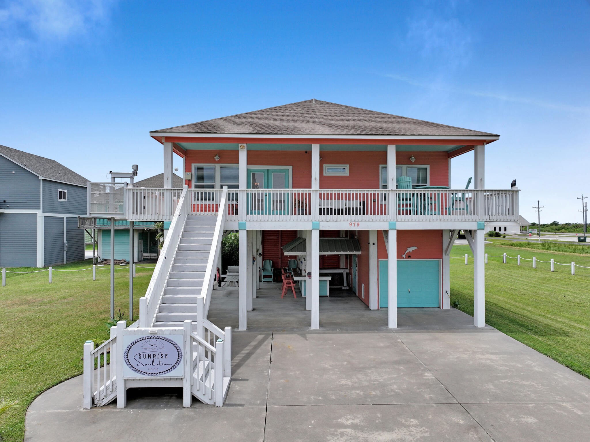 979 Palm Ridge Drive Crystal Beach, TX 77650 - Photo 5 of 43